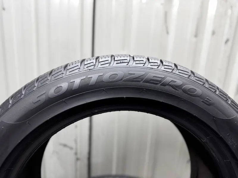 Шини бу 225 50 R17 Pirelli  Sottozero 3