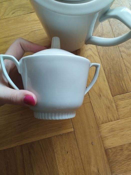 Karolina Imbryk czajnik porcelana z PRL cukiernica