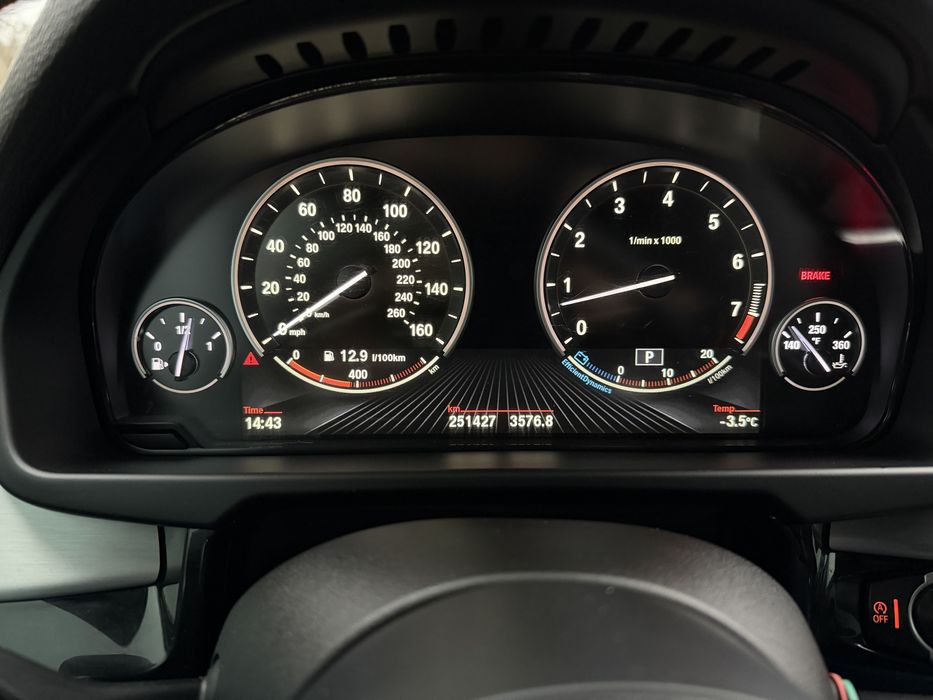 BMW-X5. F15. 3.0-Бенз.