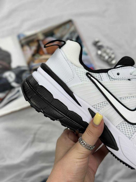 АКЦІЯ! Кросівки Nike V2K Runtekk White  41 - 46