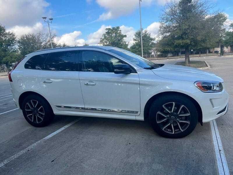 2017  Volvo  XC60