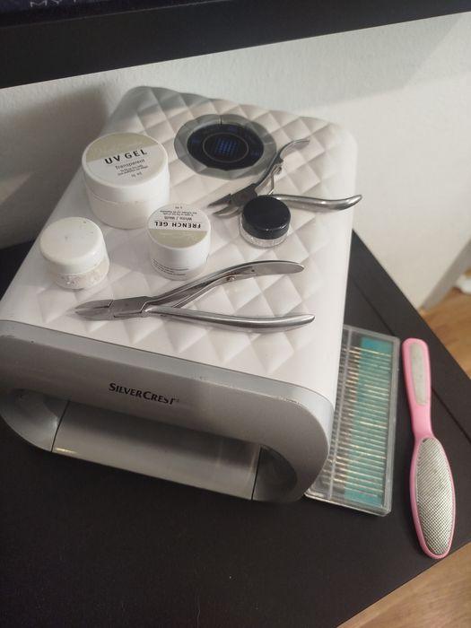 Dou material de unhas