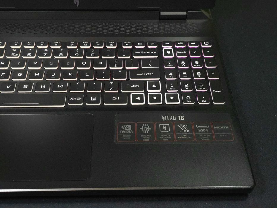 Acer Nitro AN16-41 / R7-7840HS 3.80GHz / 32GB 5600MHz DDR5 / RTX4060 8GB / 1TB M2 / 16' WQXGA TFT 165Hz / Grade A / GWR  12 miesięcy