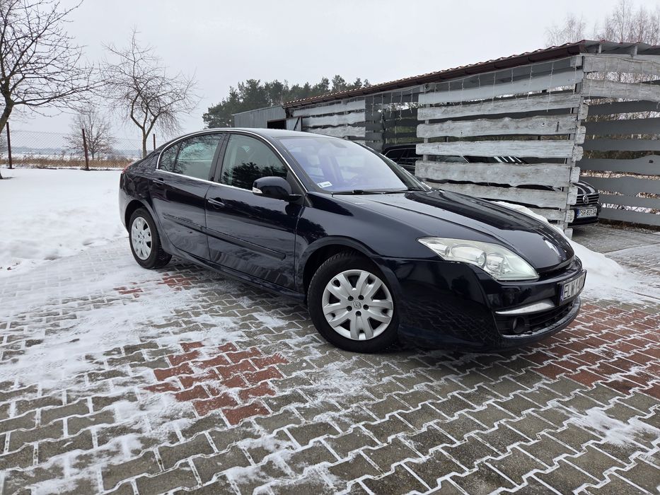 Laguna 3 2.0 dCi automat 150 km , bixenon , pół skóra