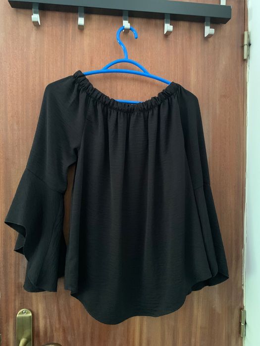 Blusa preta Ferrache