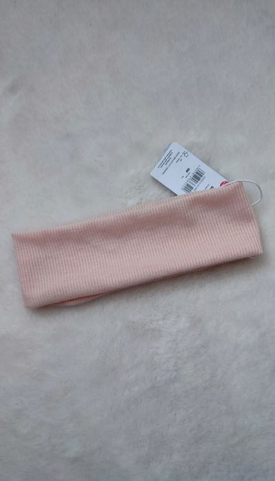 Nowe z metką opaska prążkowana kremowa