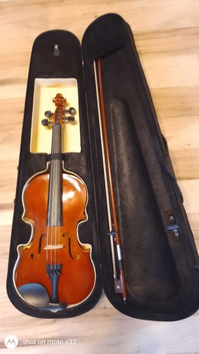Skrzypce 4/4 Castello V 30 stan idealny