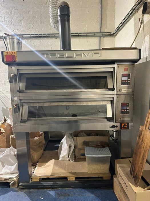 Piec TAGLIAVINI 2 komorowy +mieszadło do ciasta