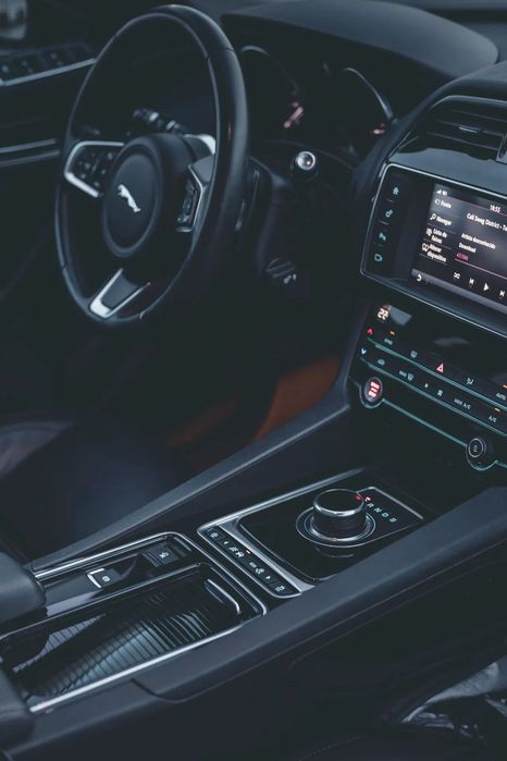 Jaguar F-Pace 2.0 i4D Prestige Aut.
