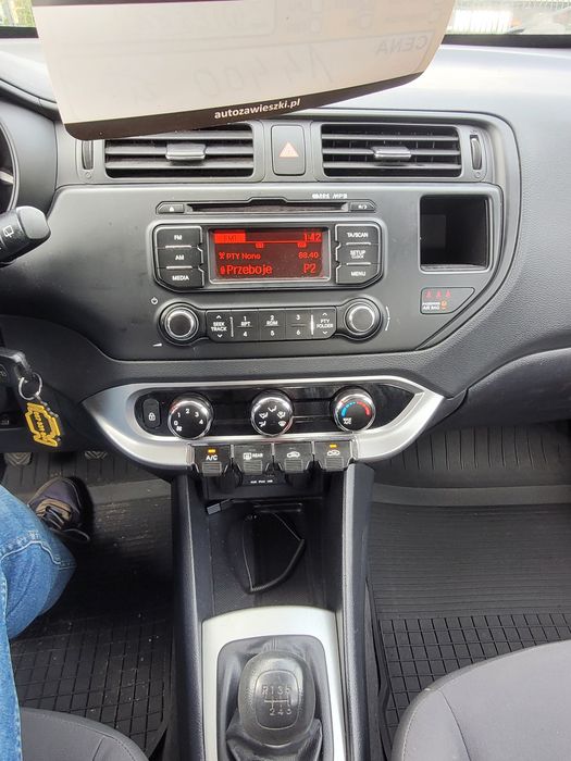 Kia Rio 3 1.1crdi 75KM 6 biegów  klima 5drzwi 4l/100km