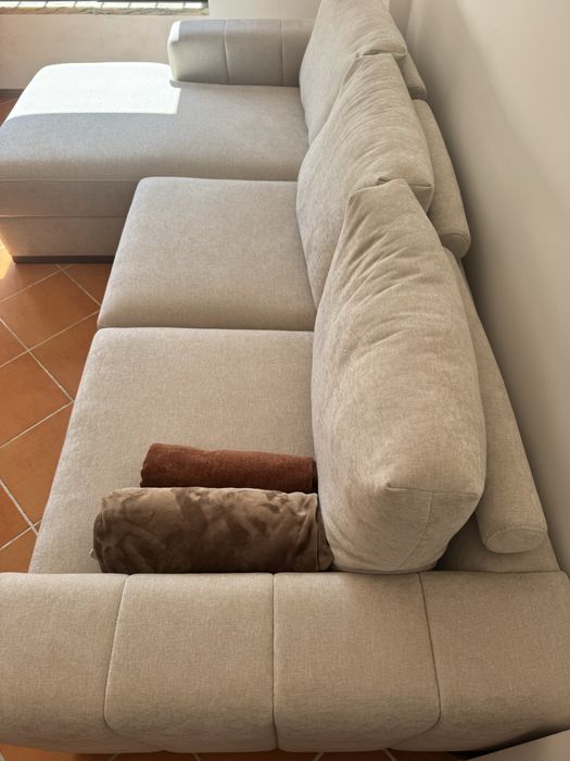 Sofá - c/ chaise longue à esquerda