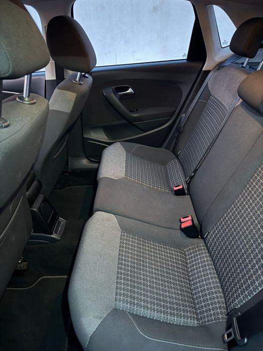 Volkswagen Polo 1.0 Confortline