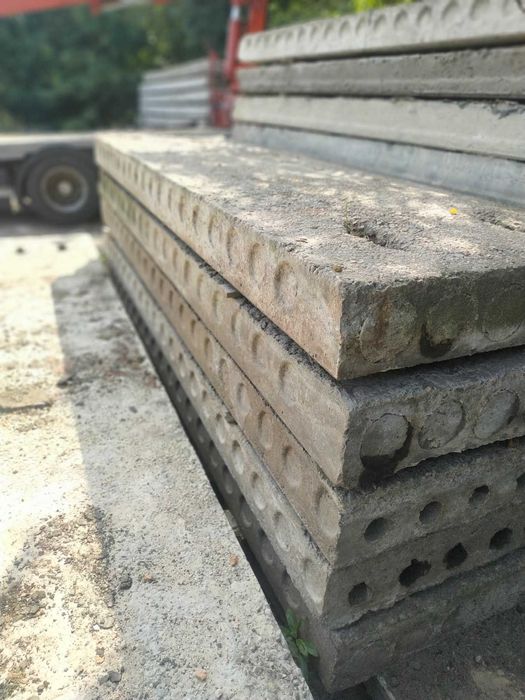 Б/у строй материал (плиты, кирпич, ФБС, фундаментные блоки)