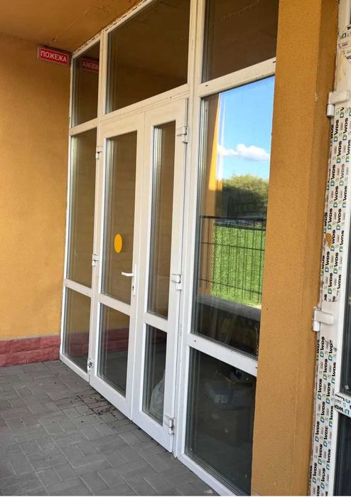 Продаж фасадного нежитлового приміщення ЖК "Чайка"