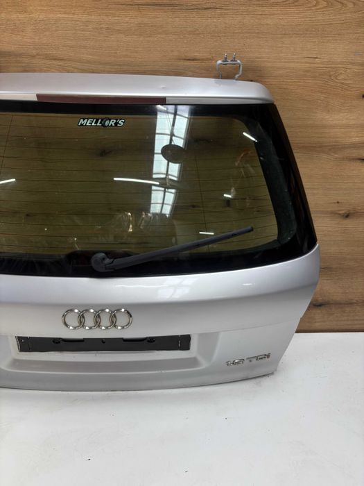 klapa bagażnika audi a4 b6