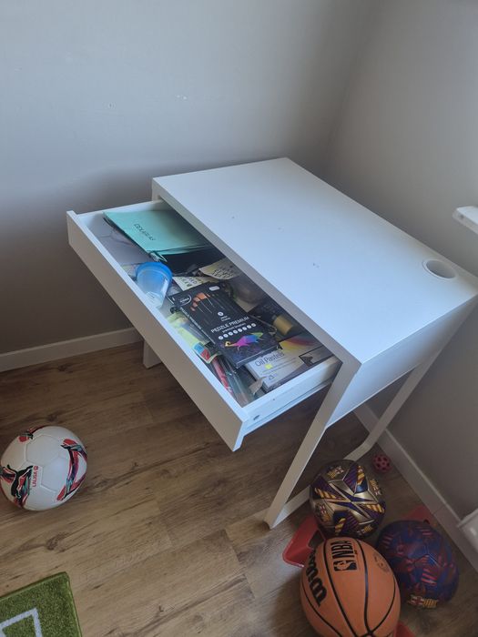 Biurko IKEA stan bardzo dobry