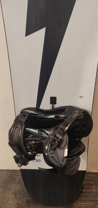 Deska snowboardowa Burton Custom Channel wiązania SP