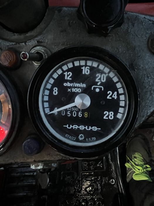 Ciągnik C-360 sadowniczy