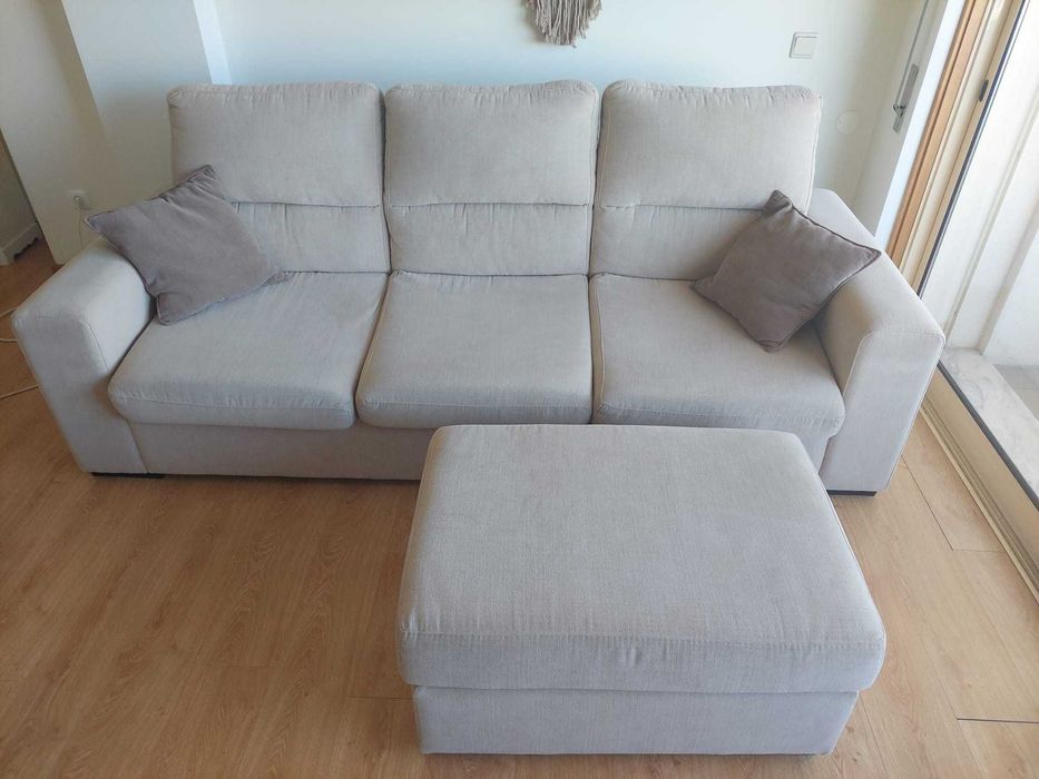 Sofá Beje + puff (chaise long "amovível")