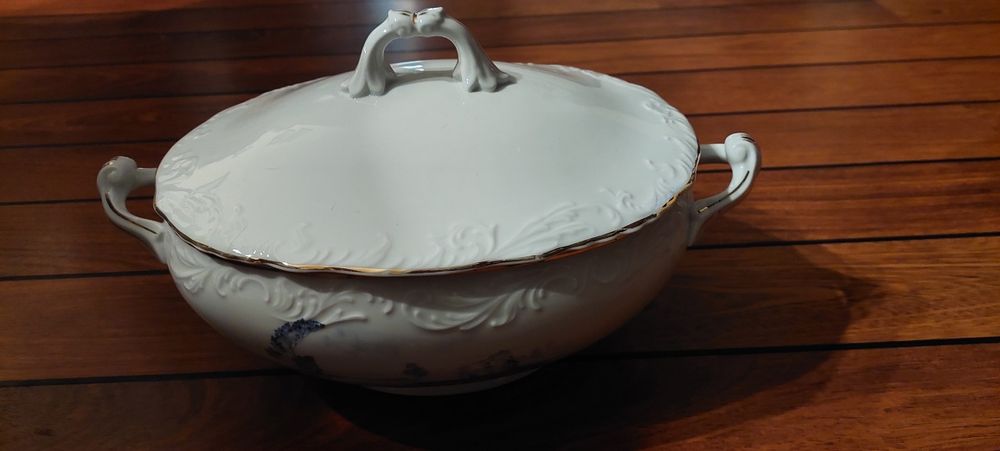 Terrina de porcelana