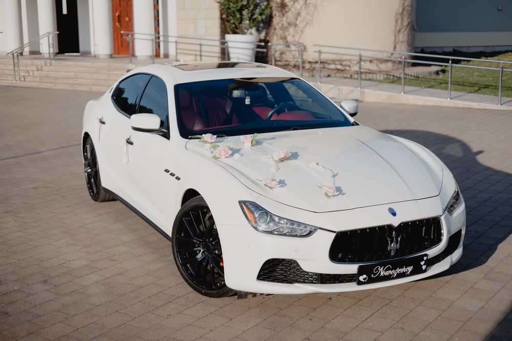 Maserati samochód auto do ślubu wesele Kraków białe WOLNE TERMINY 2026