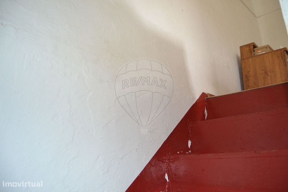 Moradia T5 para venda