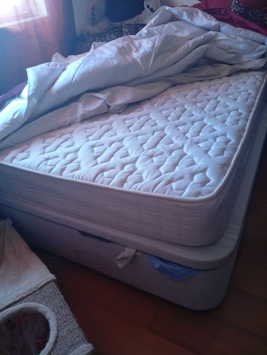 Sommier com colchão impecavel