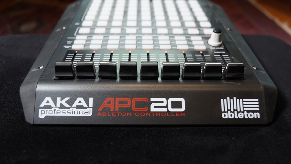 AKAI APC20  - Controller