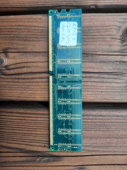 Memoria Ram - Kingston 512MB 400MHz DDR CL2.5 DIMM64751806452353121