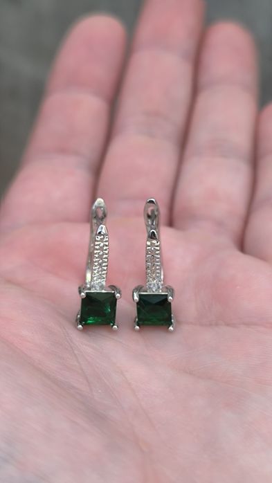 Серьги , сережки с зелёным камнем 925 проба