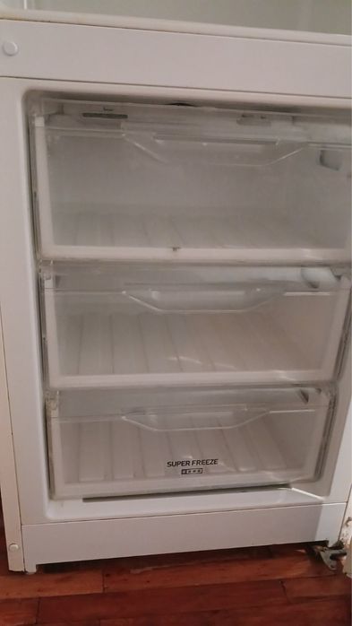 Холодильник  Indesit 185 см