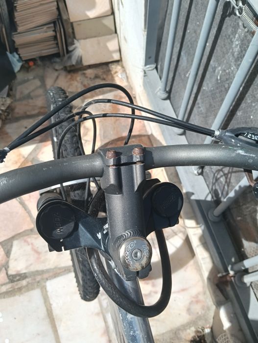 Bicicleta montanha e downhill