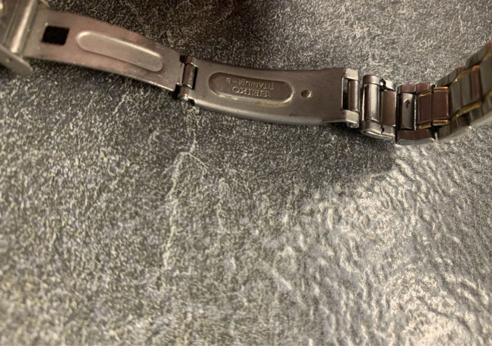 Годинник Seiko Titanium