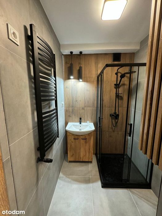 Po generalnym  remoncie, 3pokoje, wysoki parter, niski czynsz!