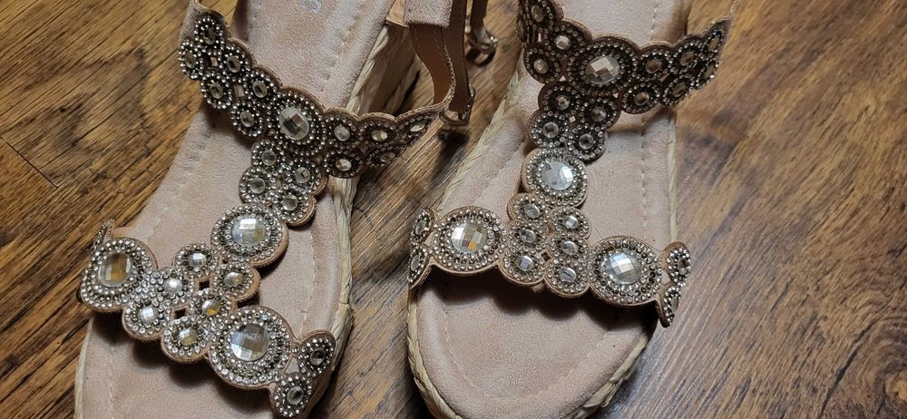 Beżowe buty na koturnie, cyrkonie, 38, nowe, sandały, espadryle, nowe