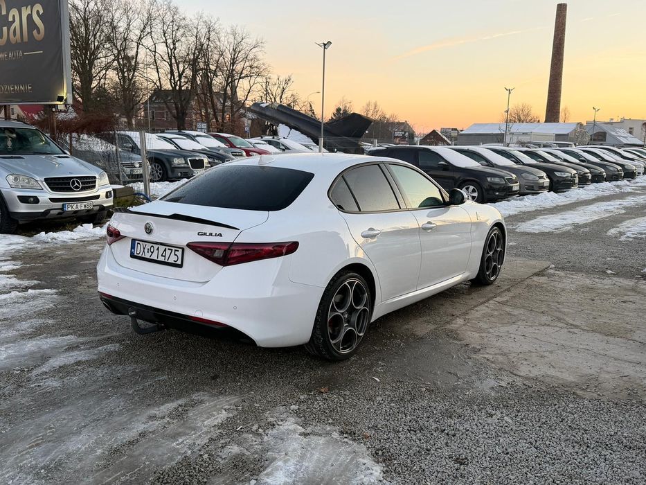 Alfa Romeo Giulia 2.2 Diesel/Automat/2019r/Skóra/Navi/Led/Zamiana