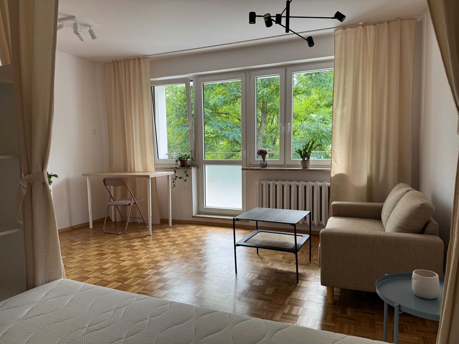 Słoneczna kawalerka w Wołominie - 30 m2 po generalnym remoncie, najem okazjonalny