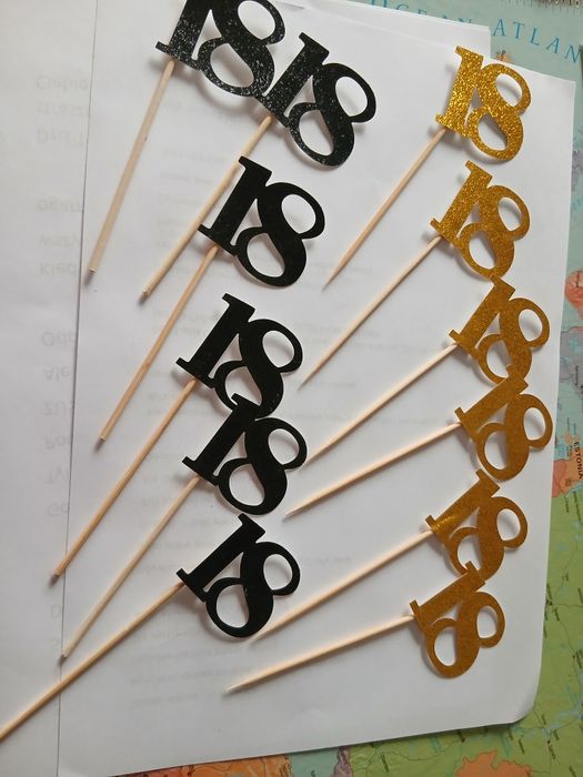 Piki do ciasta na 18-stkę .