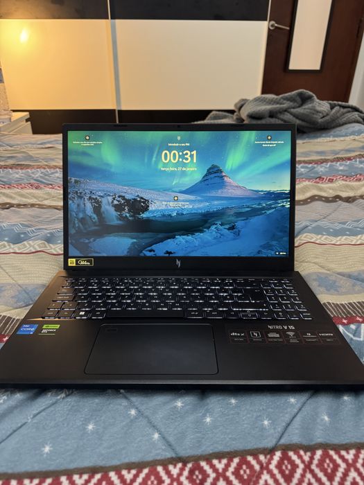 Portátil Gaming Acer Nitro v15