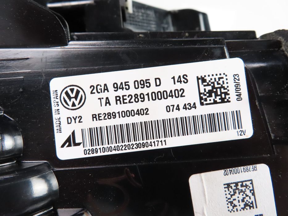 Farolim Led Esquerdo/Trás Usado / Original Vw T-Roc (A11) 2Ga9450950