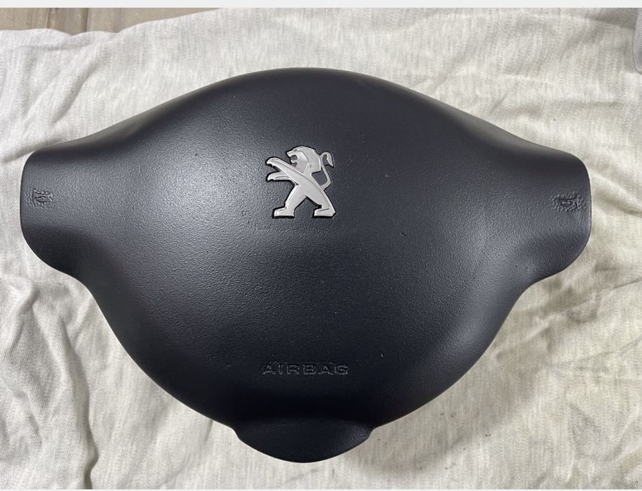 Інші мото кришка подушка безпеки Peugeot Partner інші мото запчастини