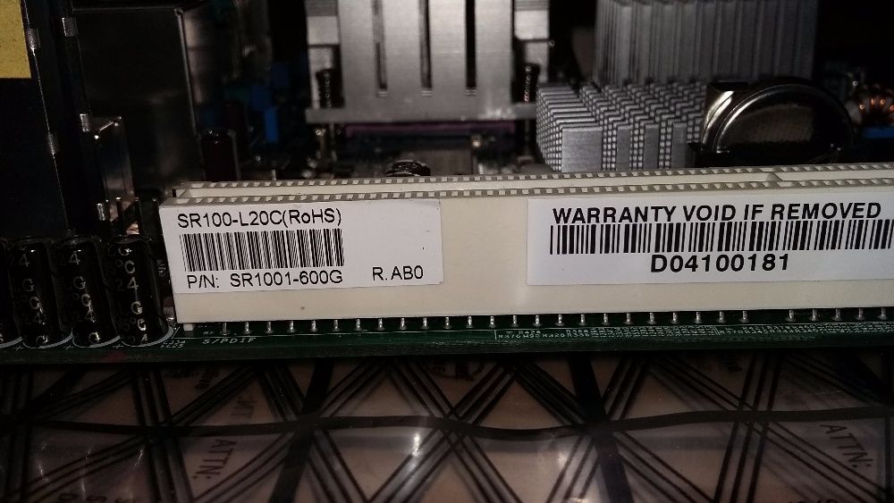 Mini-ITX Motherboard with Intel Mobile Processor – Promotion64740730362754122