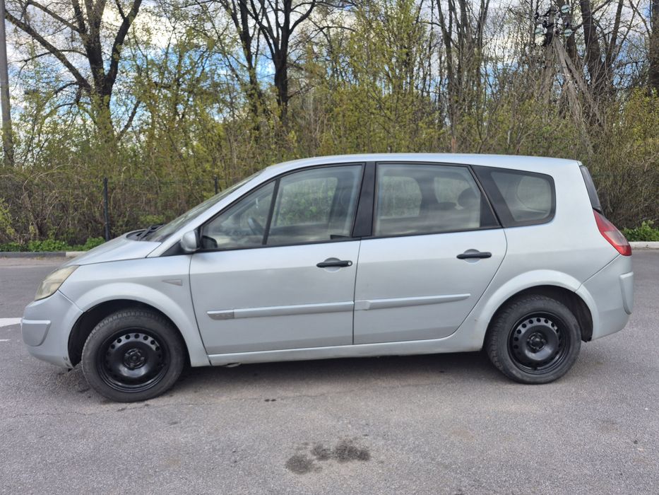 Renault Grand Scenic 7 мест