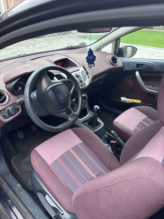 Samochód Ford Fiesta Mk7 1.4 diesel