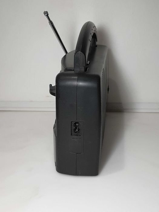 Приемник  PHILIPS  AE 2630/00.