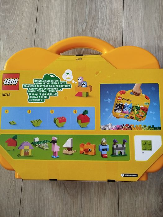 Klocki LEGO w walizce