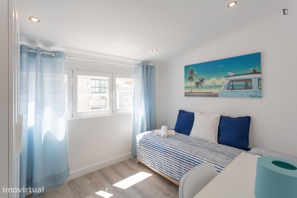Quarto - localizado em Costa da Caparica Lisbon