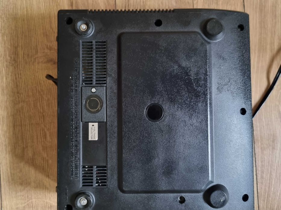 Magnetofon Sanyo zabytkowe