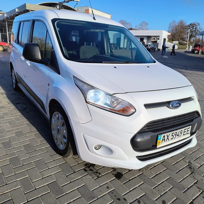 Продам авто Ford TOURNEO CONNECT 2013 р.в.