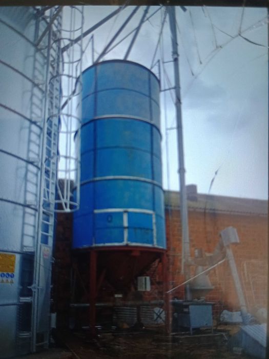 Silos zbożowy lejowy 30 ton